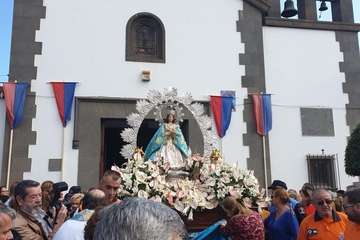 Procesión religiosa de la Inmaculada Concepción en Jinámar (Foto Antonio Alí y Francisco Javier Santana)